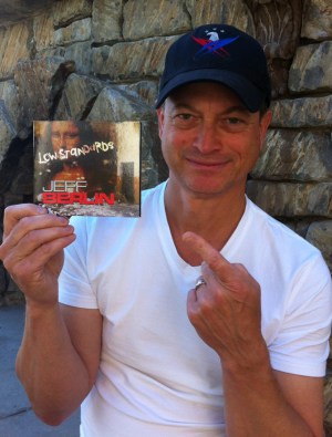 gary sinise holding jeff berlin cd